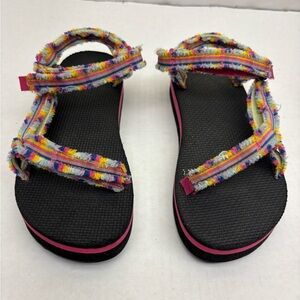 Teva Colorful Fringe Strap Platform Sandals, little girl SZ 3, box 13